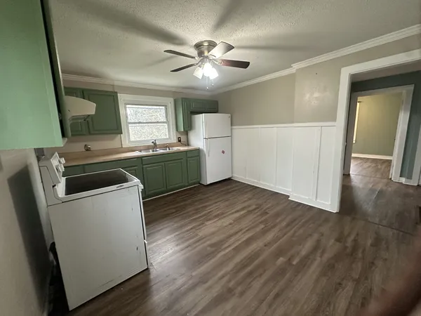 $134,900 | 105 Bowden Street, Russellville, KY 42276