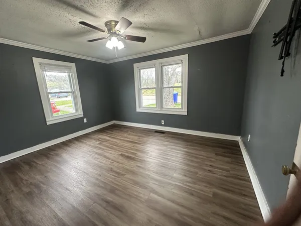 $134,900 | 105 Bowden Street, Russellville, KY 42276