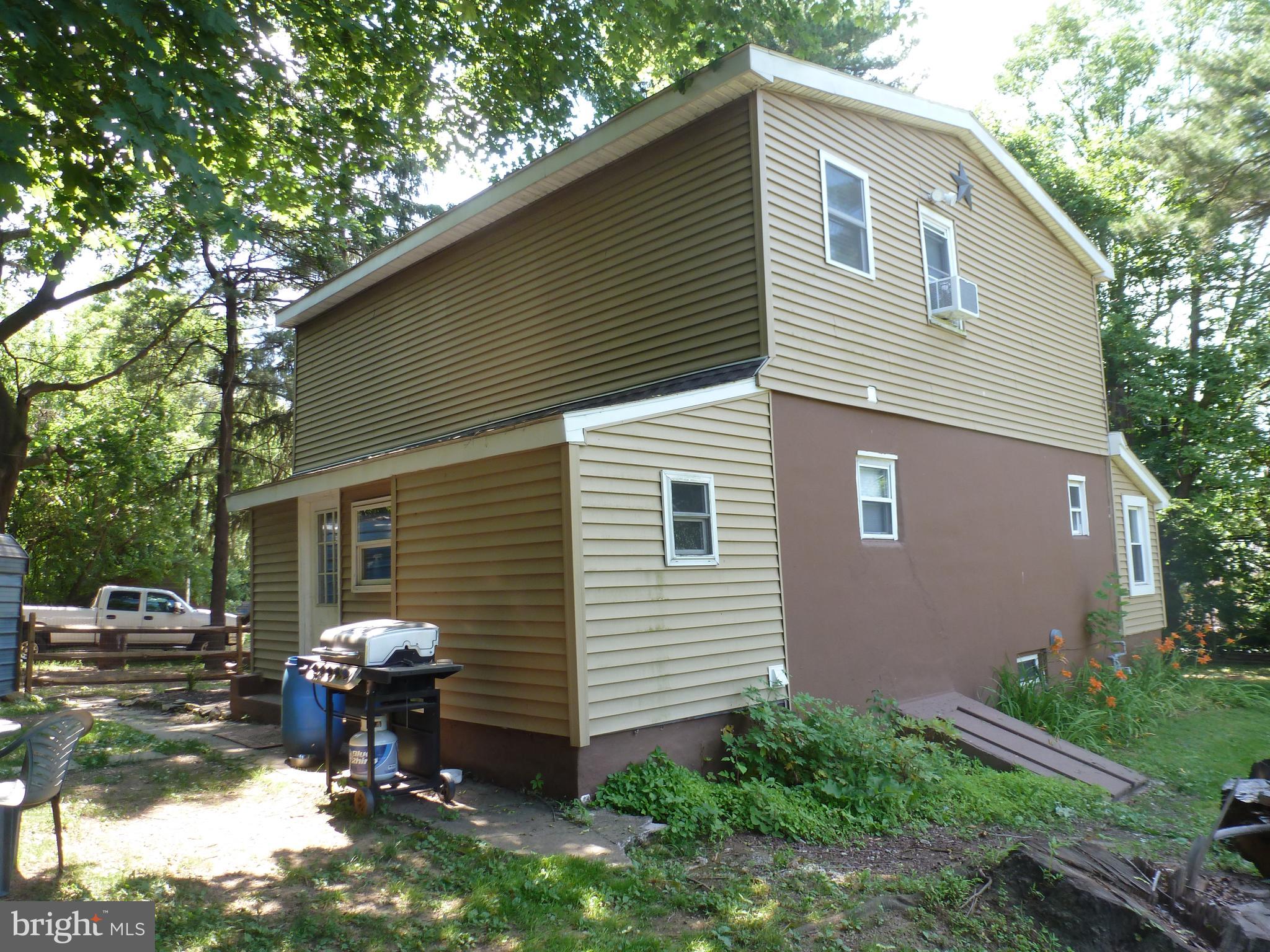 2118 Easton Road Bethlehem, PA 18015 - Photo 14 of 41 Gallery Image 14