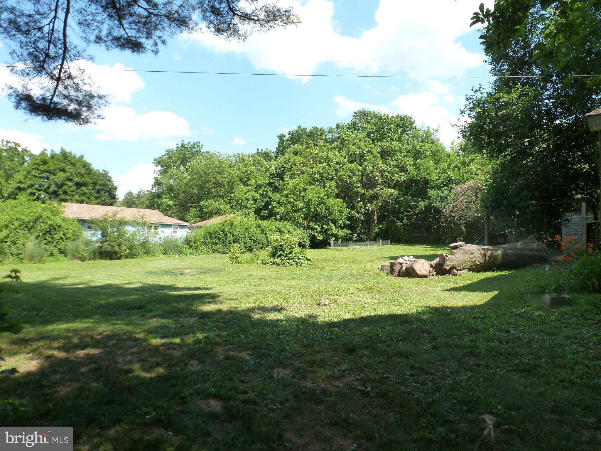 2118 Easton Road Bethlehem, PA 18015 - Photo 16 of 41 Gallery Image 16