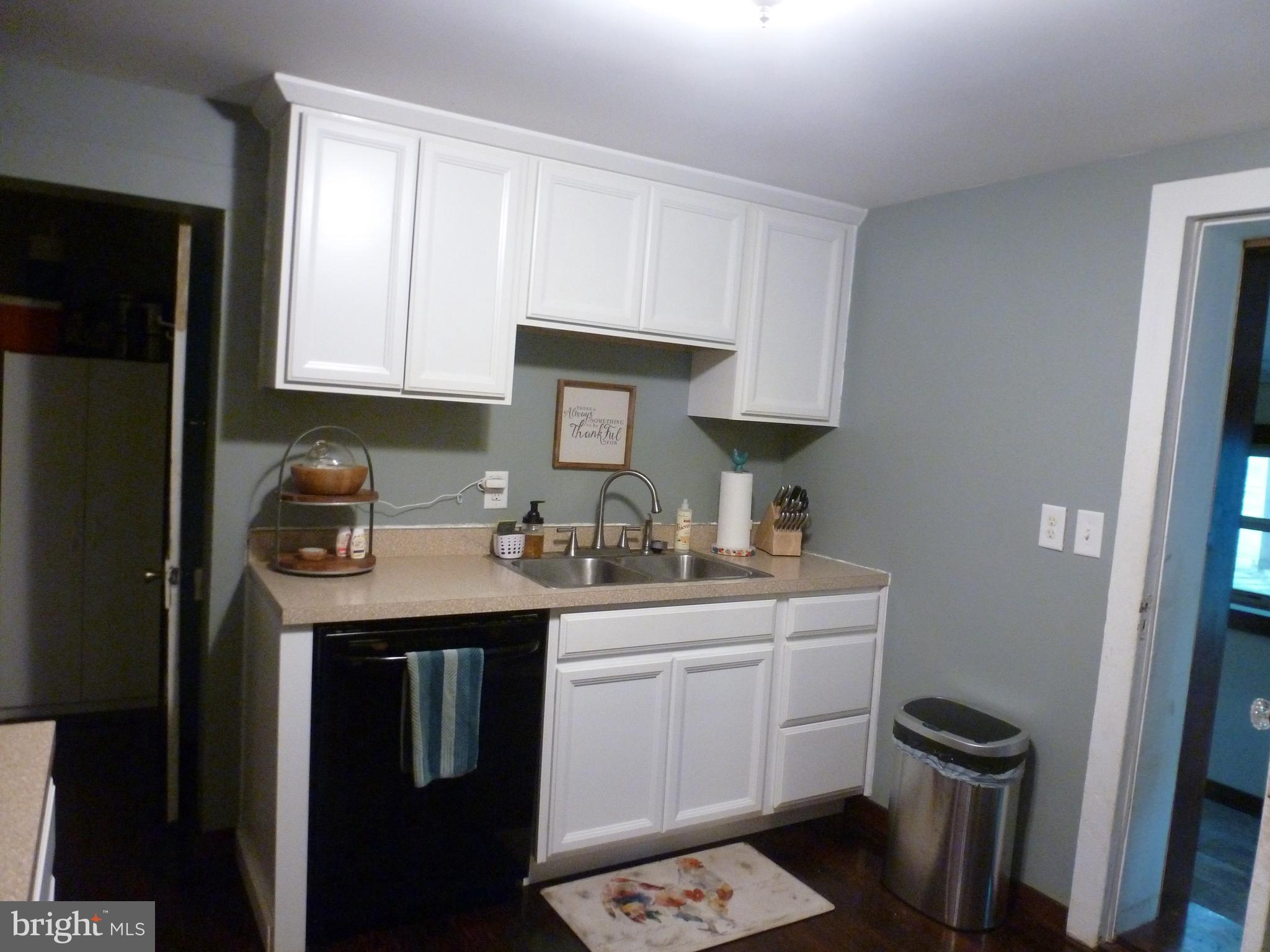2118 Easton Road Bethlehem, PA 18015 - Photo 31 of 41 Gallery Image 31