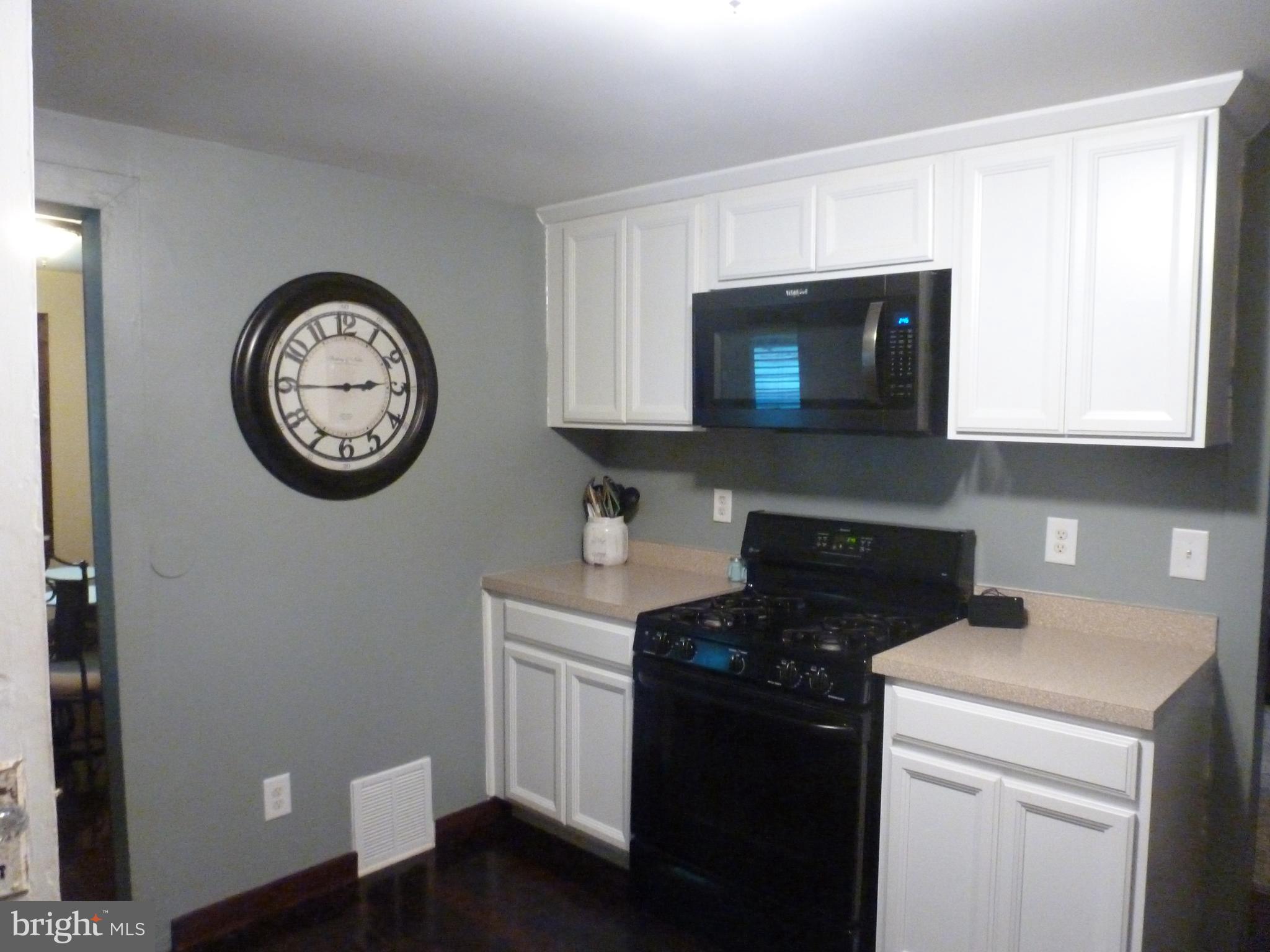 2118 Easton Road Bethlehem, PA 18015 - Photo 32 of 41 Gallery Image 32