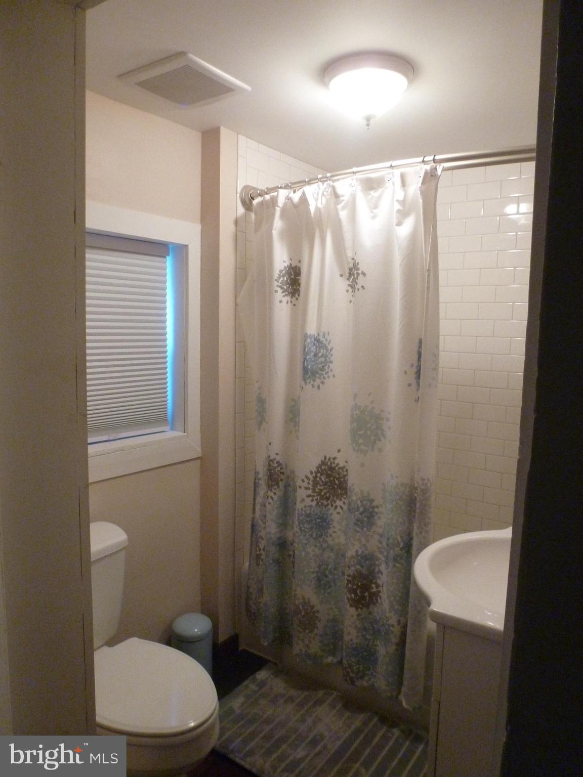 2118 Easton Road Bethlehem, PA 18015 - Photo 33 of 41 Gallery Image 33