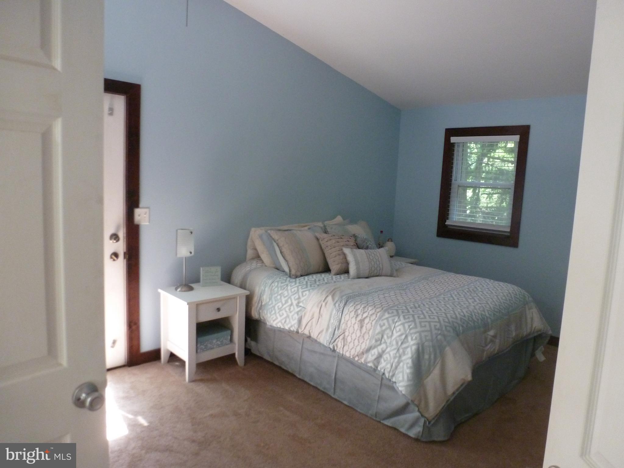 2118 Easton Road Bethlehem, PA 18015 - Photo 38 of 41 Gallery Image 38