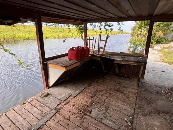 a view of a living room