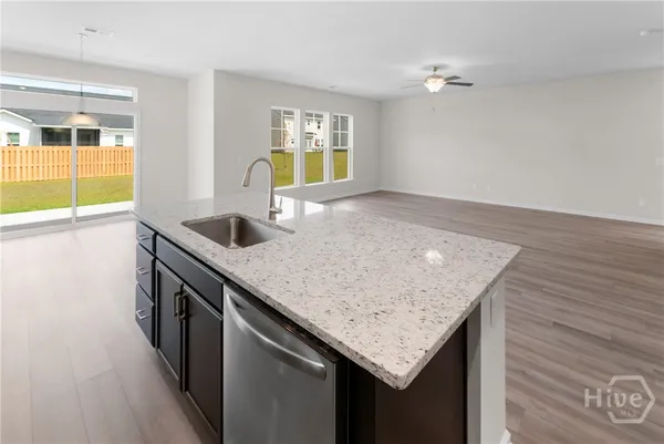 $2,800 | 116 Peabody Street, Savannah, GA 31407