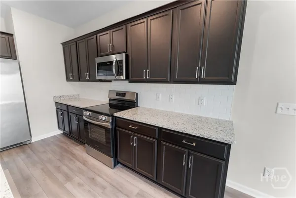 $2,800 | 116 Peabody Street, Savannah, GA 31407