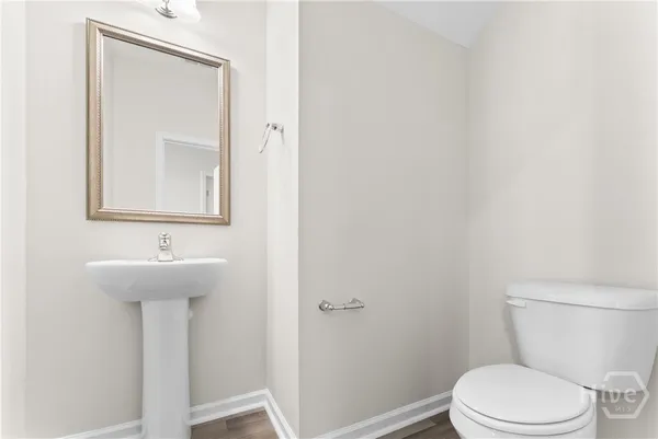 $2,800 | 116 Peabody Street, Savannah, GA 31407
