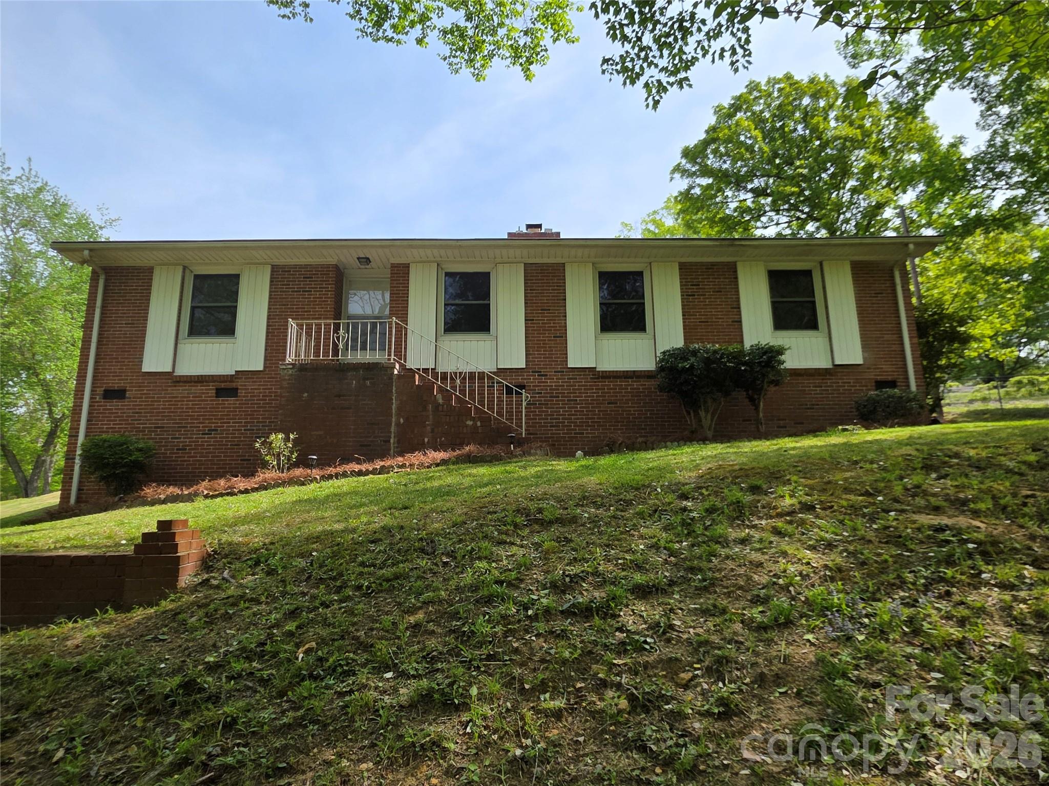 110 Crestwood Drive Chester, SC 29706 - Photo 7 of 22