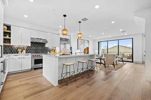 $2,049,000 | 316 Chinquapin Avenue, Carlsbad, CA 92008