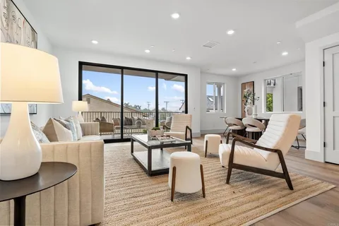 $2,049,000 | 316 Chinquapin Avenue, Carlsbad, CA 92008