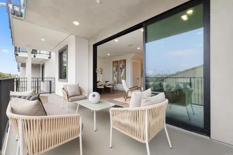 $2,049,000 | 316 Chinquapin Avenue, Carlsbad, CA 92008