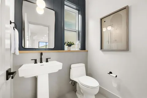 $2,049,000 | 316 Chinquapin Avenue, Carlsbad, CA 92008