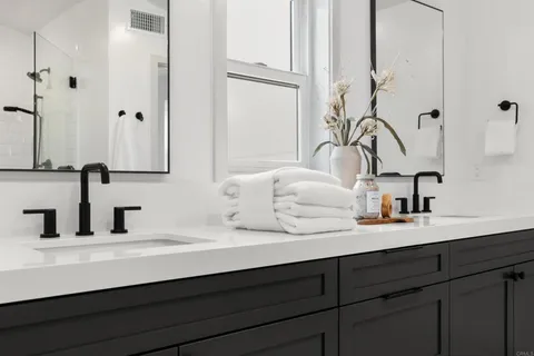 $2,049,000 | 316 Chinquapin Avenue, Carlsbad, CA 92008