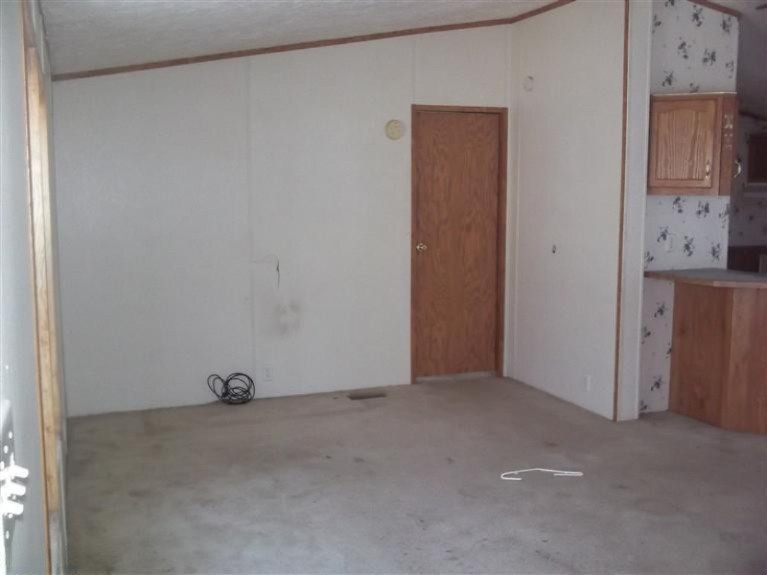 212 West Sherwood Street Decatur, MI 49045 - Photo 4 of 11 Additional Photo