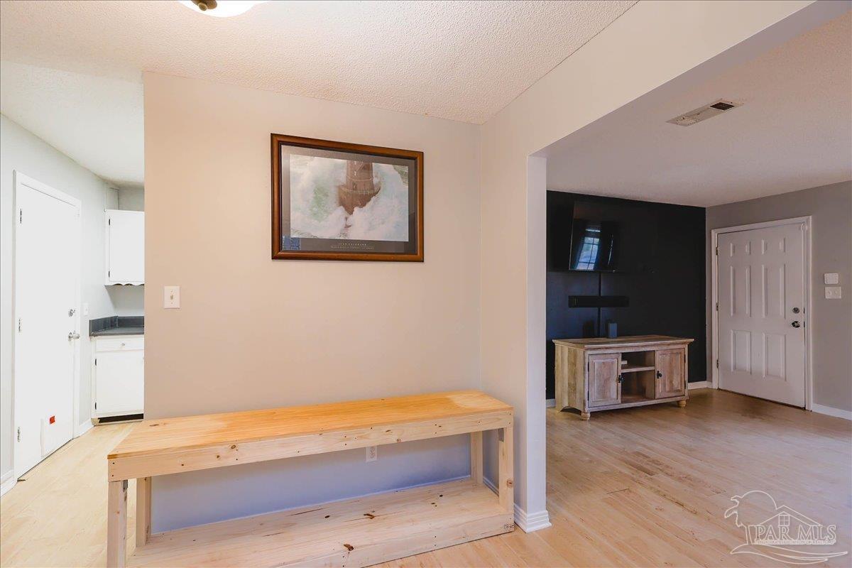 1551 Sunny Ridge Lane Cantonment, FL 32533 - Photo 12 of 40