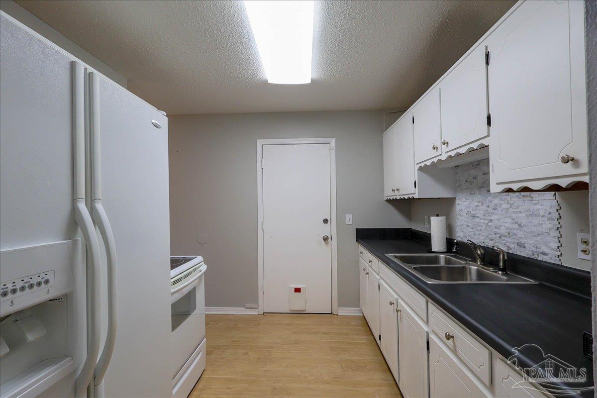 1551 Sunny Ridge Lane Cantonment, FL 32533 - Photo 17 of 40