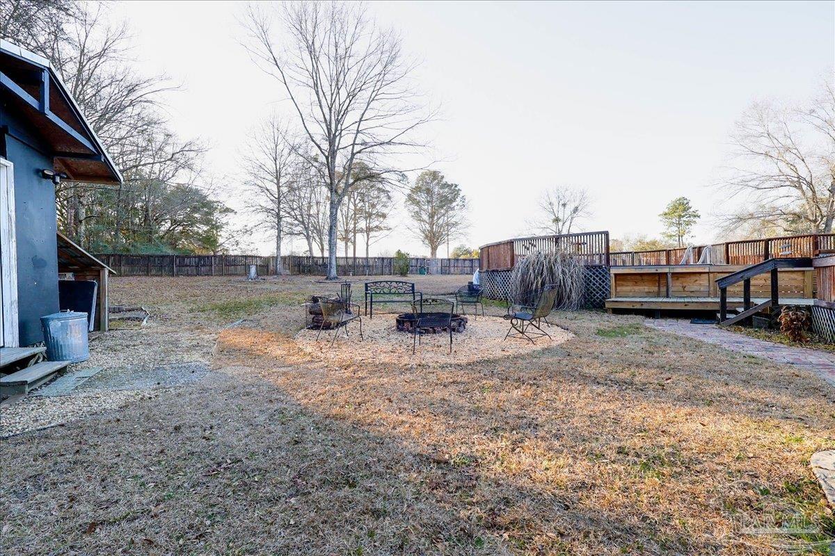 1551 Sunny Ridge Lane Cantonment, FL 32533 - Photo 36 of 40