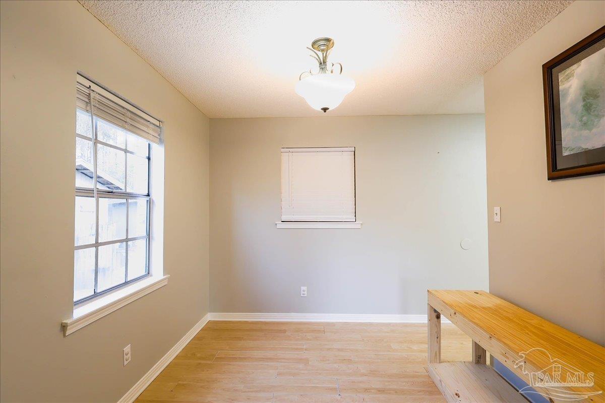 1551 Sunny Ridge Lane Cantonment, FL 32533 - Photo 10 of 40