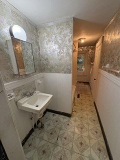 20 Hawthorne Street Springfield, MA 01105 - Photo 14 of 25