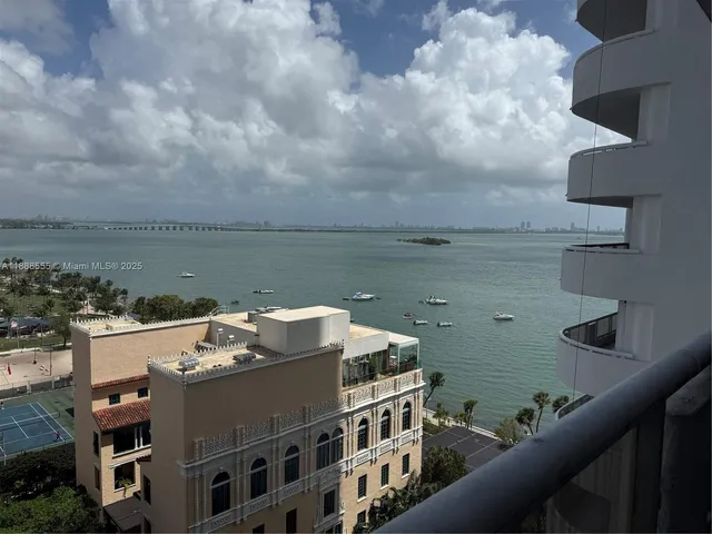 $2,950 | 1717 North Bayshore Drive, Unit A1639, Miami, FL 33132