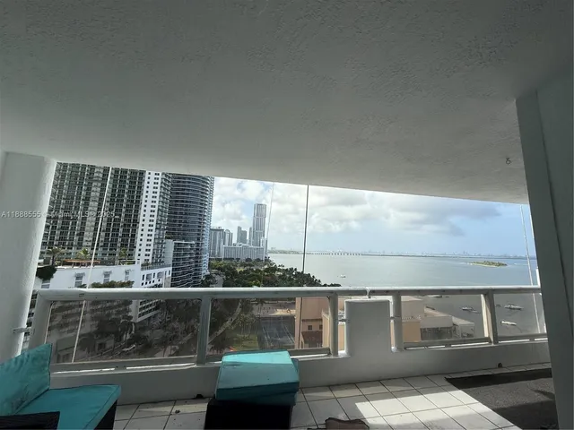 $2,950 | 1717 North Bayshore Drive, Unit A1639, Miami, FL 33132