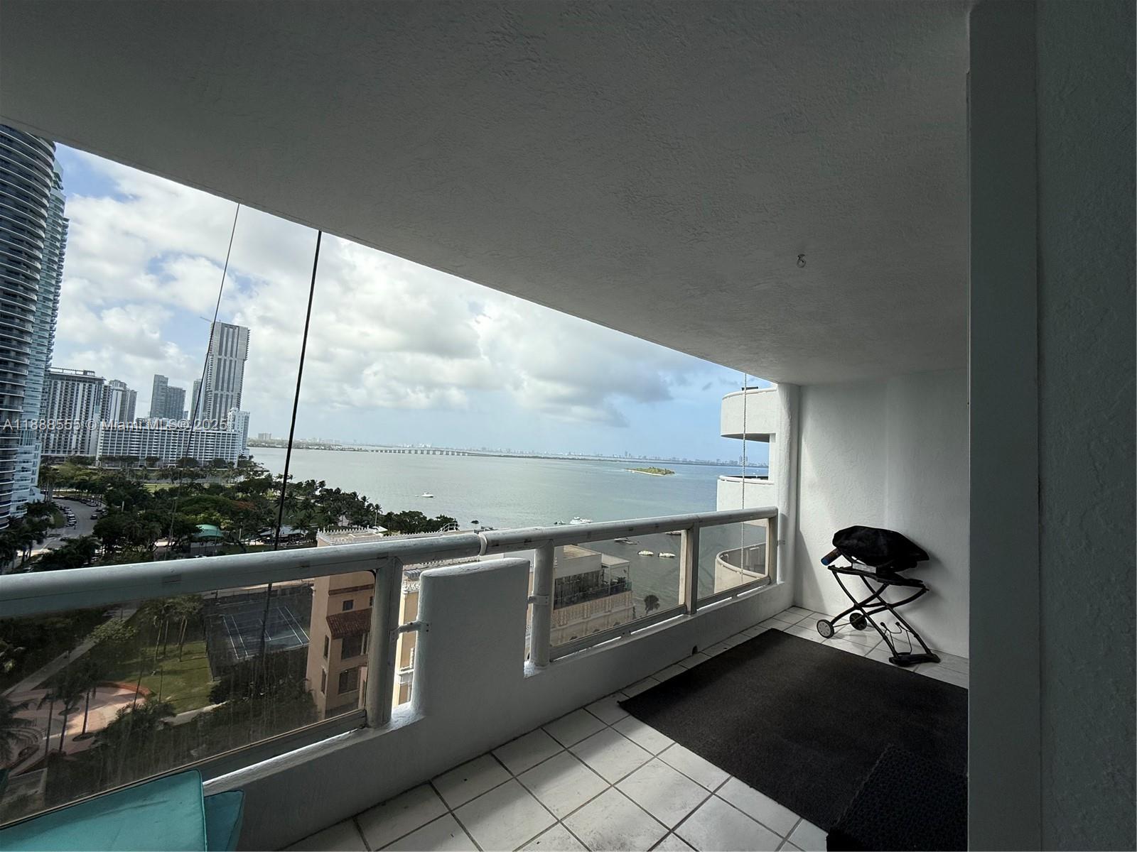 1717 North Bayshore Drive, Unit A1639 Miami, FL 33132 - Photo 3 of 16