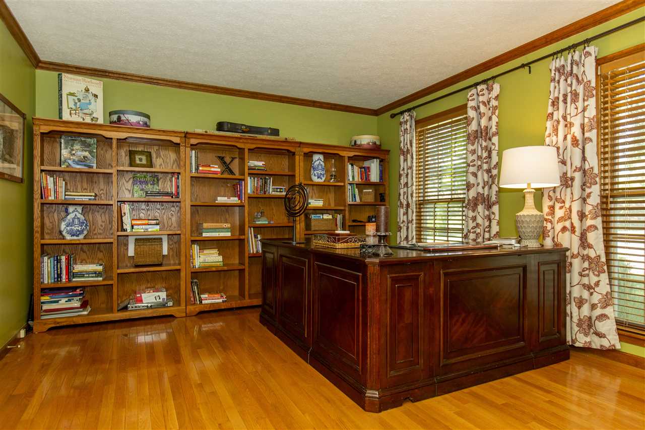 15538 Cold Spring Court Granger, IN 46530 - Photo 5 of 36 Gallery Image 5