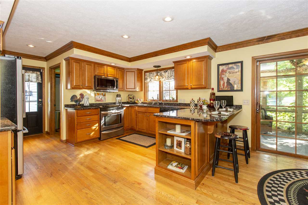 15538 Cold Spring Court Granger, IN 46530 - Photo 10 of 36 Gallery Image 10