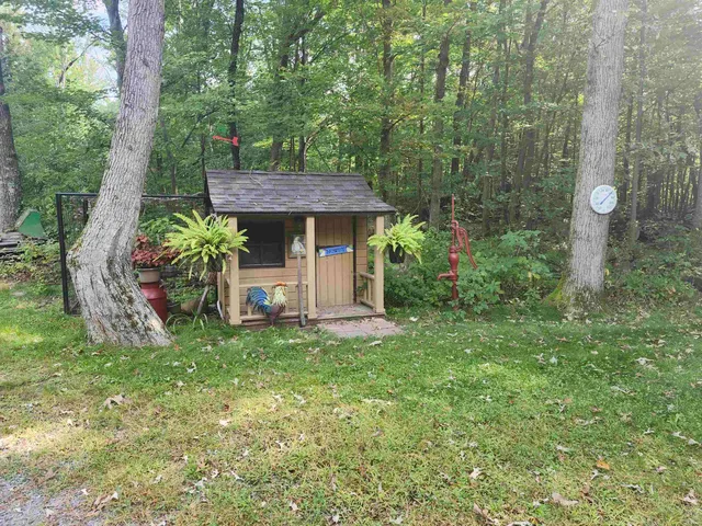 $414,000 | 9354 County Rd KK, Amherst Junction, WI 54407