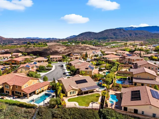 $1,239,900 | 34491 Piocho Court, Temecula, CA 92592
