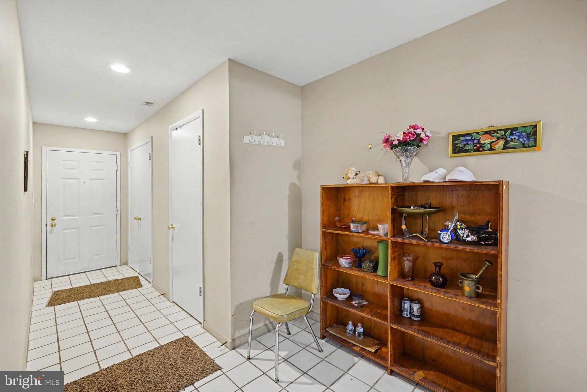 3021 Fallstaff Road, Unit 102B Baltimore, MD 21209 - Photo 11 of 33 Gallery Image 11