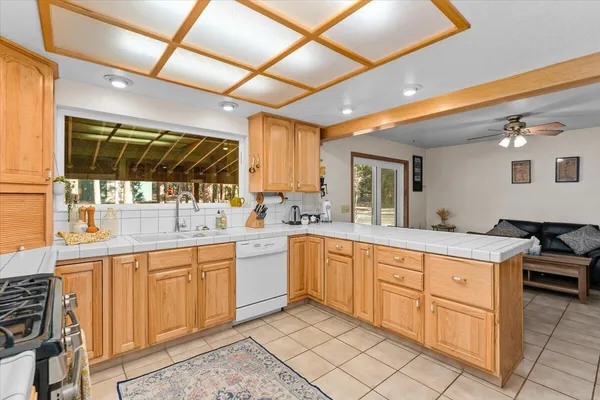 $545,000 | 34820 Emigrant Trail, Shingletown, CA 96088