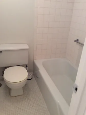 $1,400 | 2601 Boundbrook Boulevard, Unit 104, Palm Springs, FL 33406