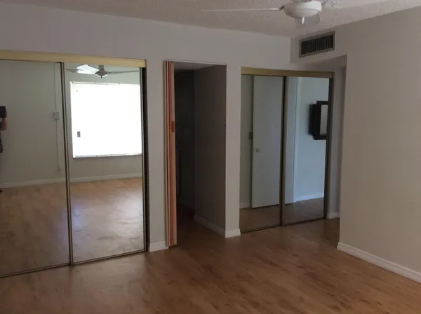 $1,400 | 2601 Boundbrook Boulevard, Unit 104, Palm Springs, FL 33406