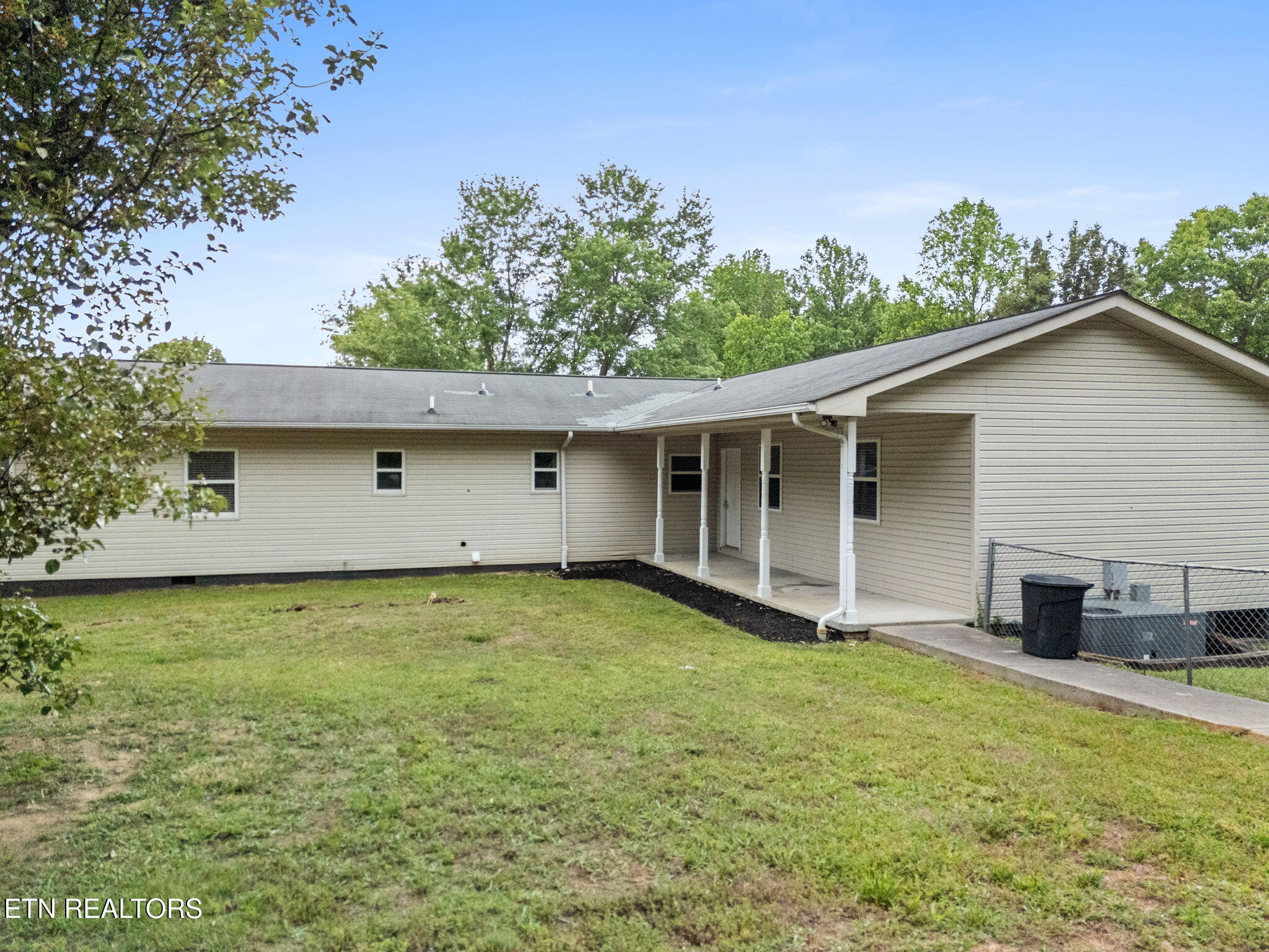 604 Reed Drive Powell, TN 37849 - Photo 5 of 31 8-web-or-mls-604 Reed--36