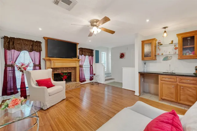 $2,200 | 3200 South Gessner Road, Unit 206, Houston, TX 77063