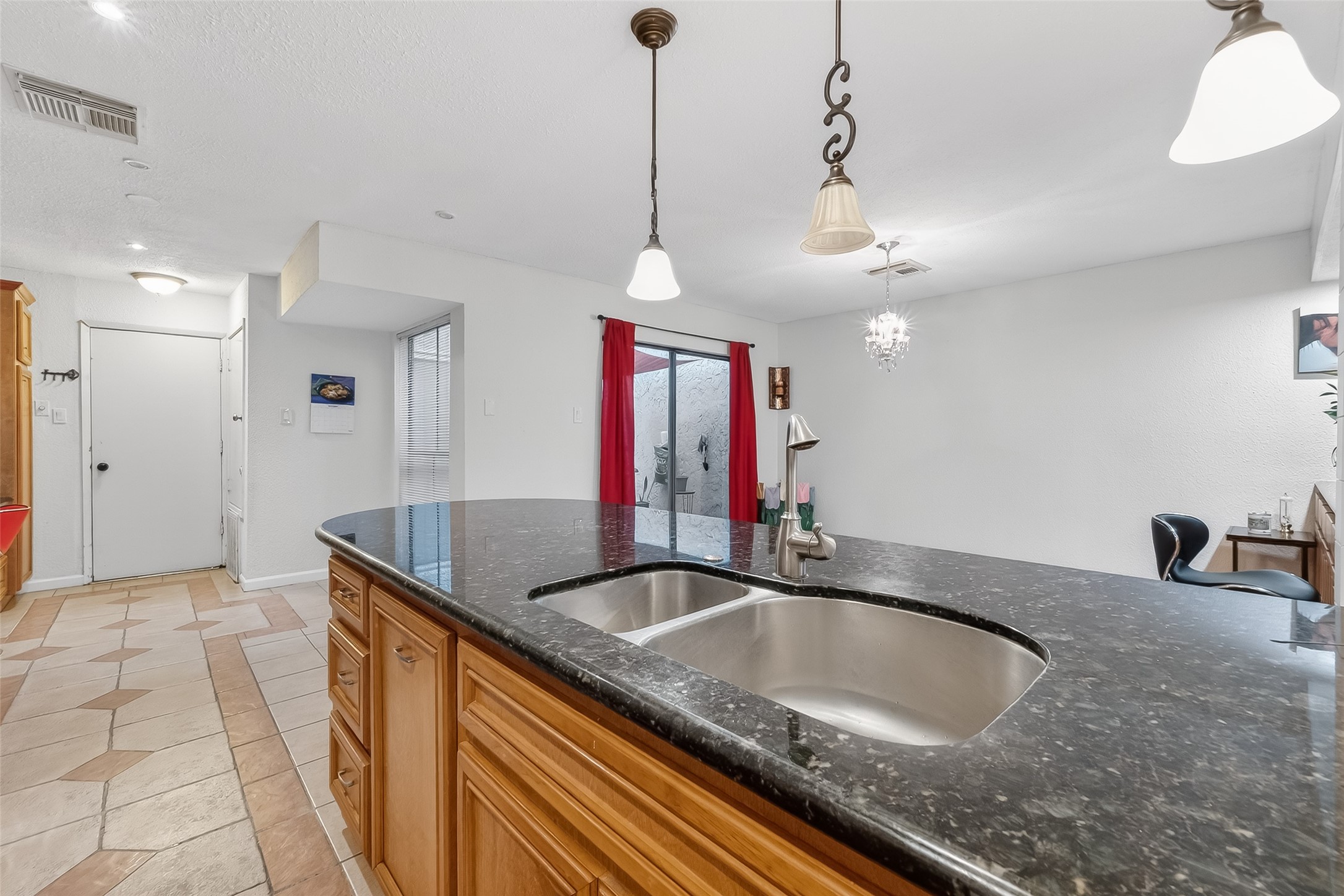 3200 South Gessner Road, Unit 206 Houston, TX 77063 - Photo 15 of 49