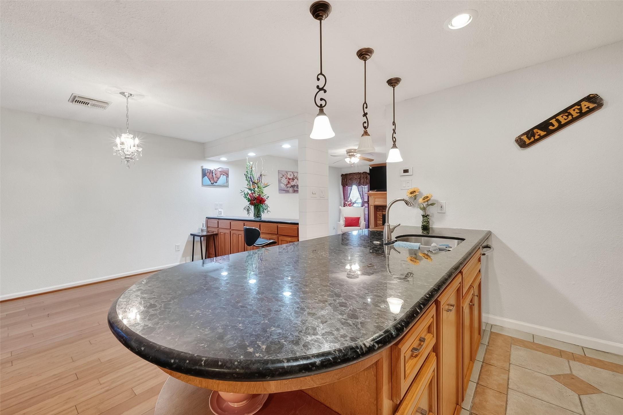 3200 South Gessner Road, Unit 206 Houston, TX 77063 - Photo 23 of 49