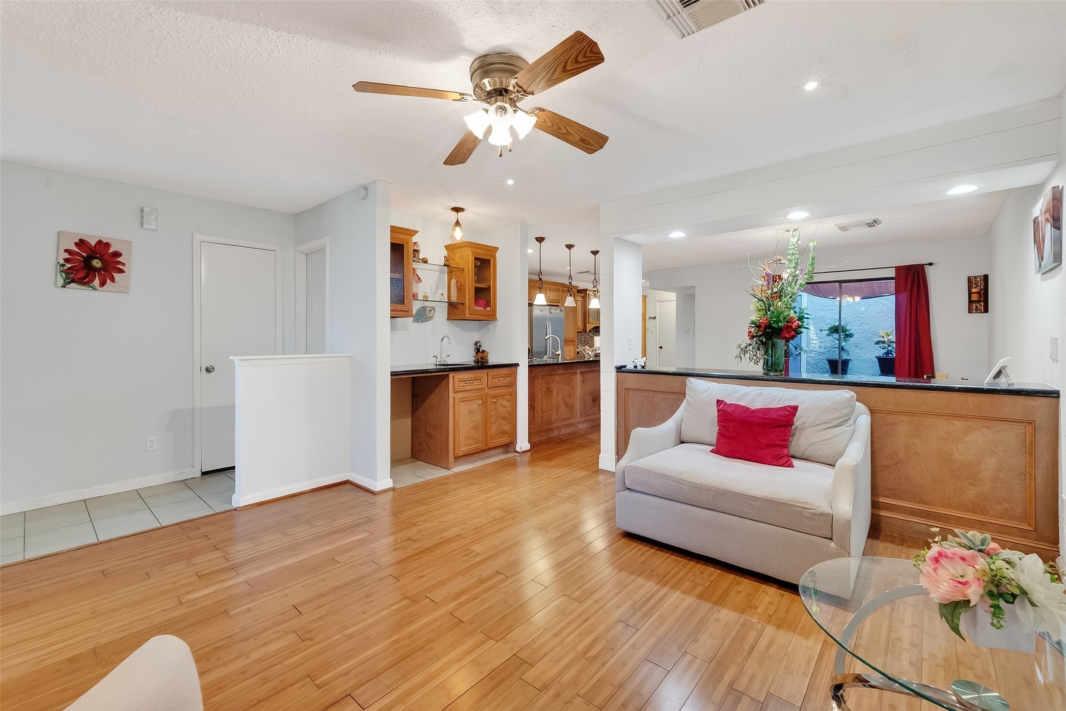 3200 South Gessner Road, Unit 206 Houston, TX 77063 - Photo 9 of 49