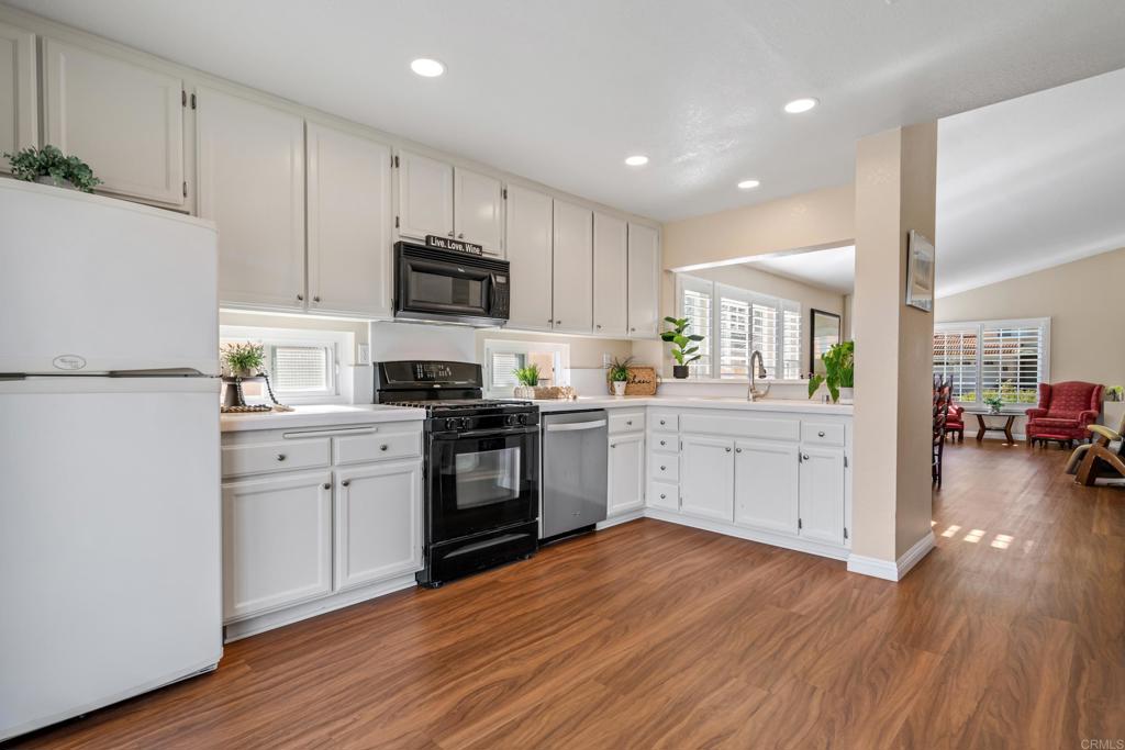 509 Avenida Verde San Marcos, CA 92069 - Photo 15 of 46