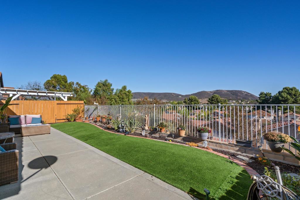 509 Avenida Verde San Marcos, CA 92069 - Photo 3 of 46