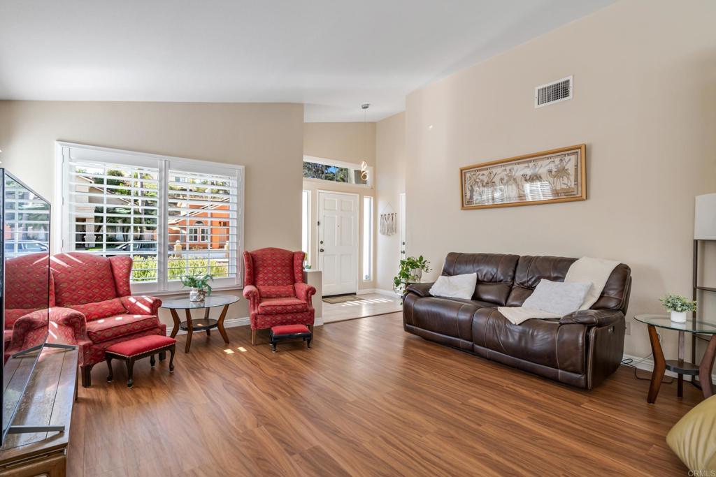 509 Avenida Verde San Marcos, CA 92069 - Photo 6 of 46