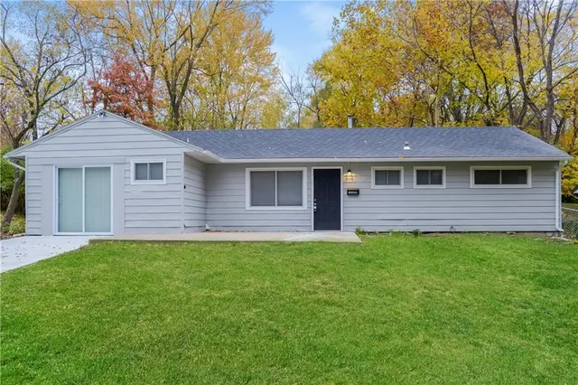 $1,595 | 10806 Bristol Terrace, Kansas City, MO 64134