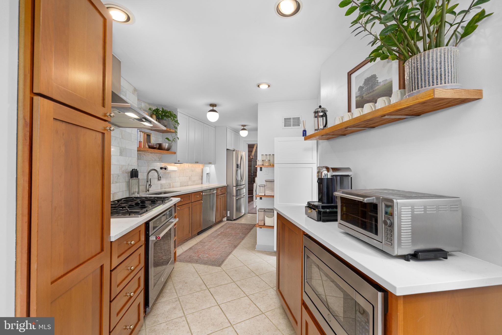 331 11th Street Southeast Washington, DC 20003 - Photo 11 of 32 Kitchen