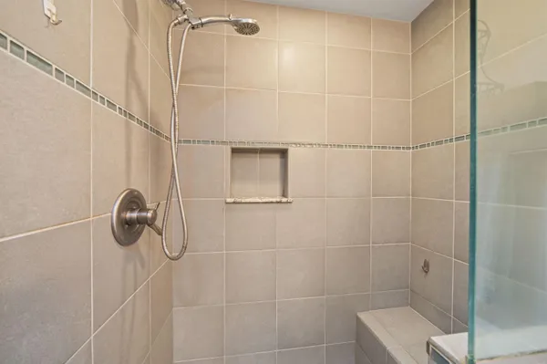 $530,000 | 19702 Midland Drive, Redding, CA 96003