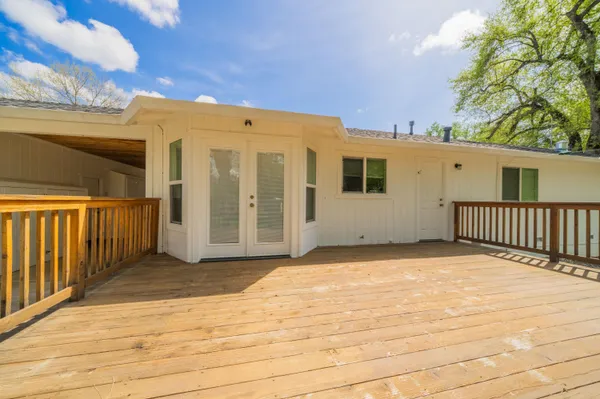 $530,000 | 19702 Midland Drive, Redding, CA 96003