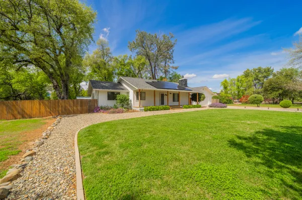 $530,000 | 19702 Midland Drive, Redding, CA 96003
