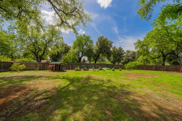 $530,000 | 19702 Midland Drive, Redding, CA 96003