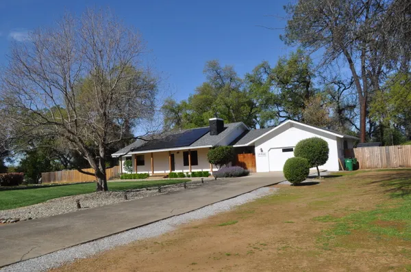 $530,000 | 19702 Midland Drive, Redding, CA 96003